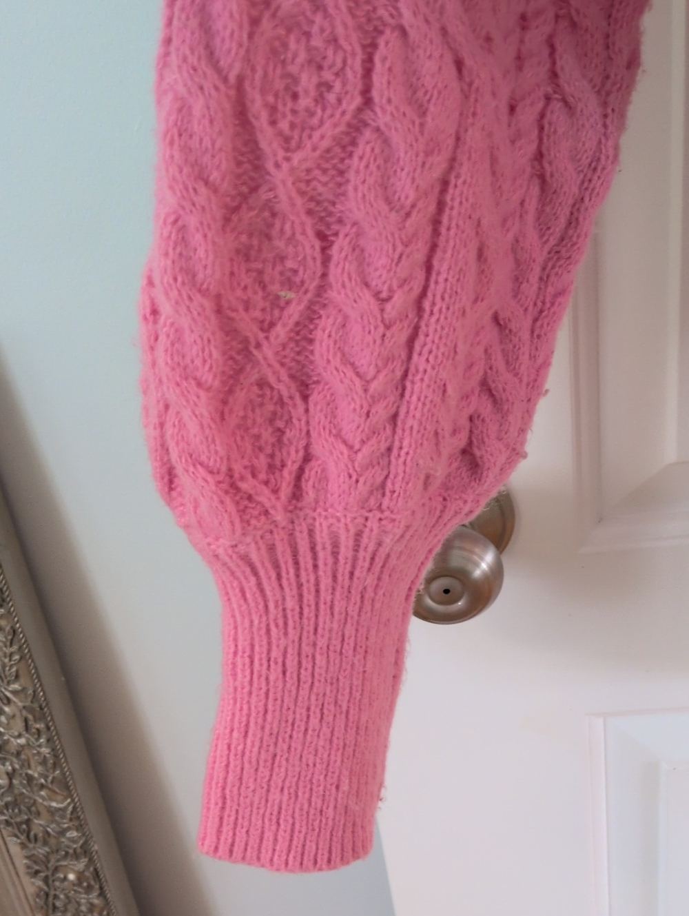 entro Ruffle Sweater - Picture 3 of 10